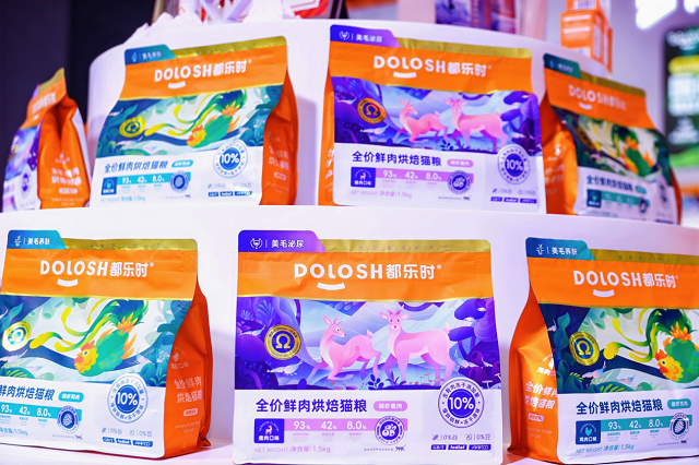 首款磷虾鹿肉烘焙猫粮惊喜亮相它博会不朽情